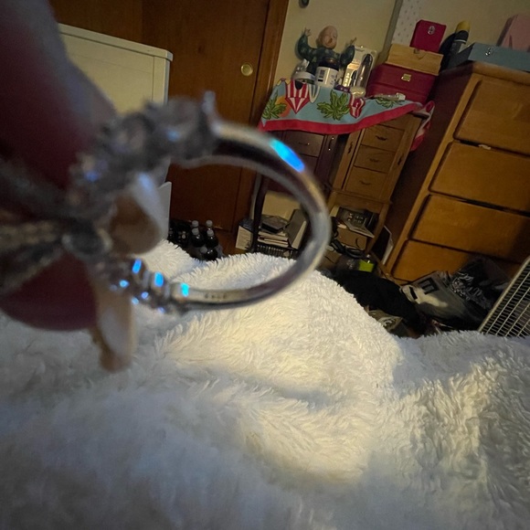 Moissanite - Picture 7 of 12